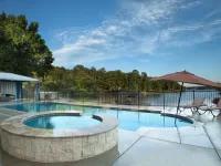 Pool builders - Diamond Pools
