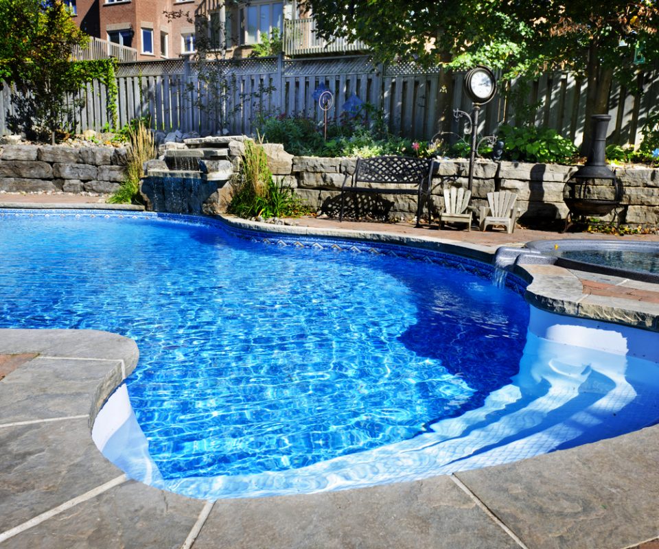 Pool builders - Diamond Pools