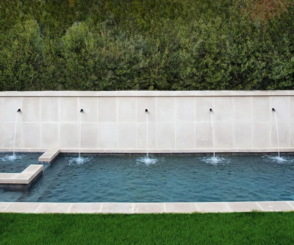 Pool builders - Diamond Pools